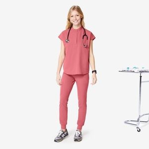 Figs Women’s Mandarin Collar Scrub Top & Zamora Jogger Scrub Pants color Quartz